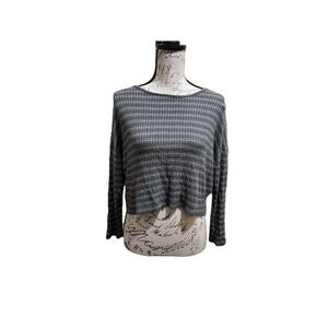 FOREVER 21 Ladies Olive Green Cropped Knit Top - Size Small